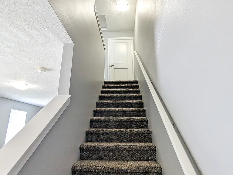 1040 Park Ave NE #105 — Photo 10