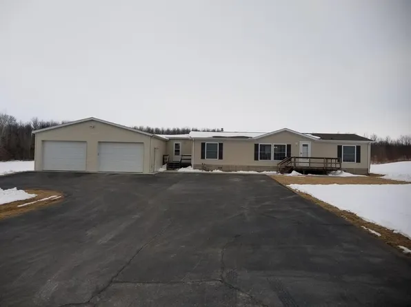 10830 Bay Shore Rd, Brussels, WI 54204