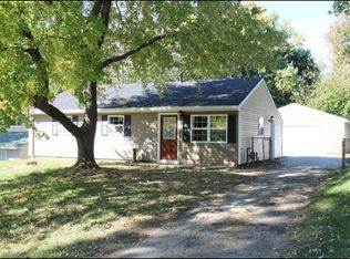 4815 Granada Dr, Louisville, KY 40272