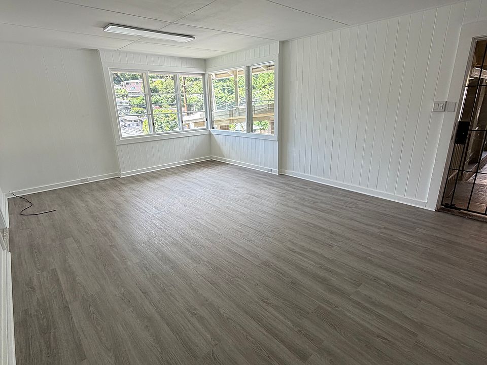 1st image of 1581 Noe St #1