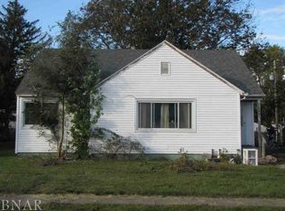 306 E Warren St, Le Roy, IL