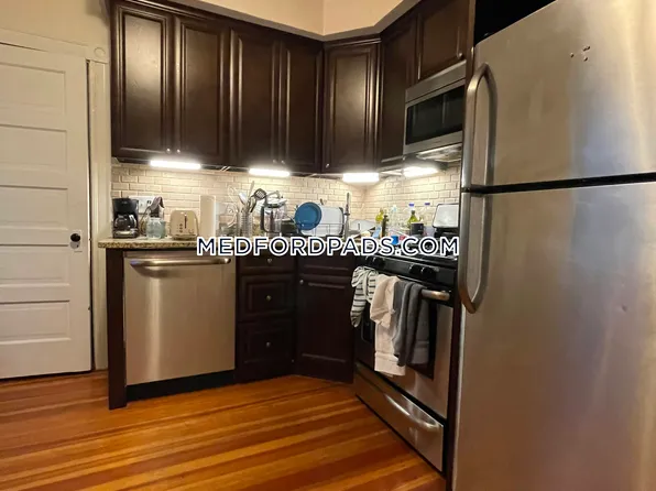 352 Main St #1S, Medford, MA 02155