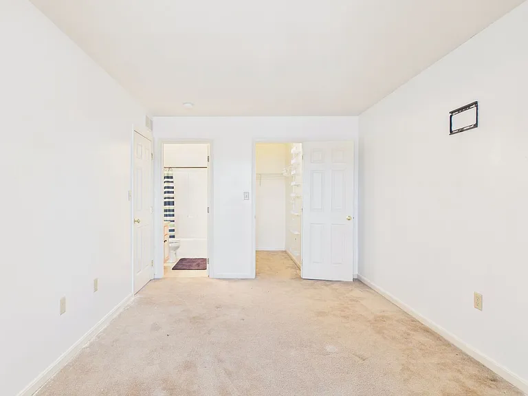 413 Waverly Rd — Photo 7