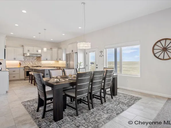 1472 Scenic Ridge Dr, Cheyenne, WY 82009