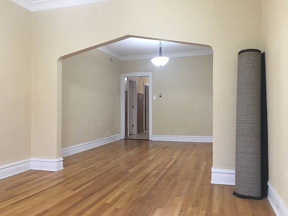3rd image of 5046 W Cornelia Ave #2