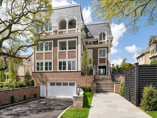 62 Mason St #1W, Greenwich, CT 06830