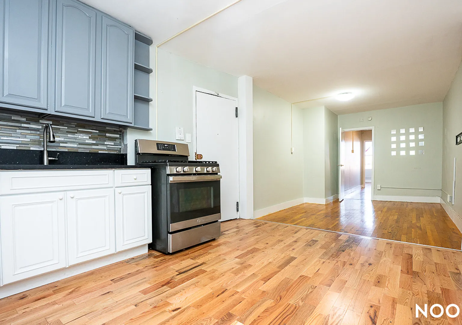 134 Grattan Street — Photo 1