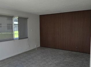 2120 Sherwood Forest Blvd APT 30, West Palm Beach, FL 33415