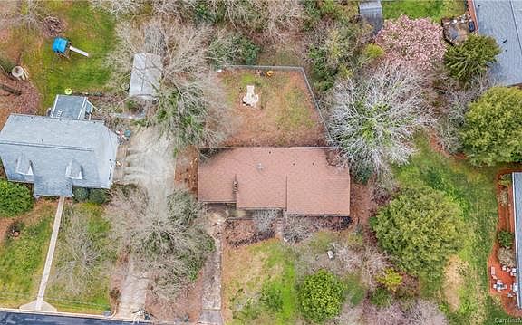 3rd image of 1901 Audrey Dr