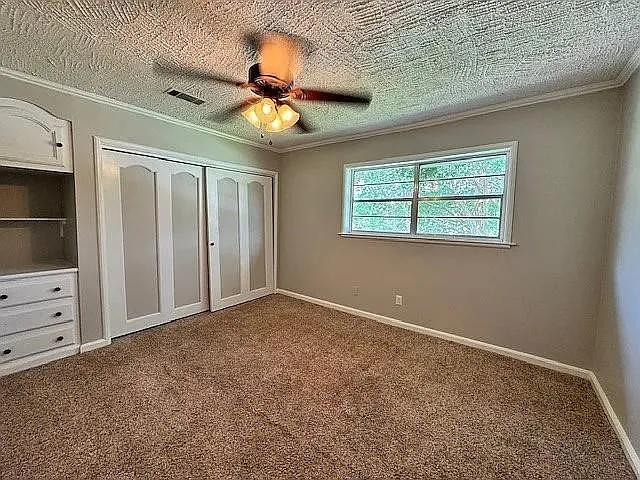 203 N Lake Dr — Photo 15