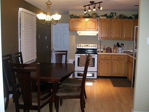 Clean Modern Kitchen