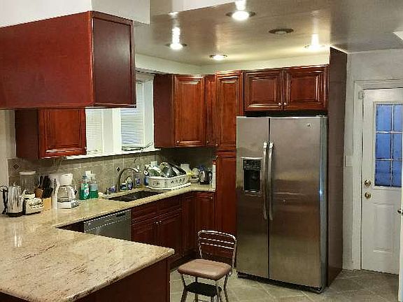 3rd image of 11433 180th St