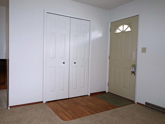 3rd image of 4864 Northtowne Blvd