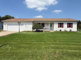 24387 Burr Oak Dr, South Bend, IN 46628