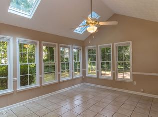 61 Lake Ct, Stockbridge, GA 30281