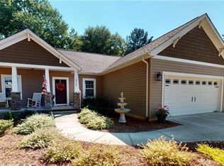 10720 Washam Potts Rd, Cornelius, NC 28031