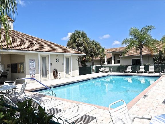 2nd image of 233 Auburn Woods Cir