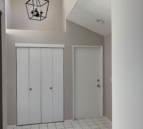 4th image of 52 Leschi Dr