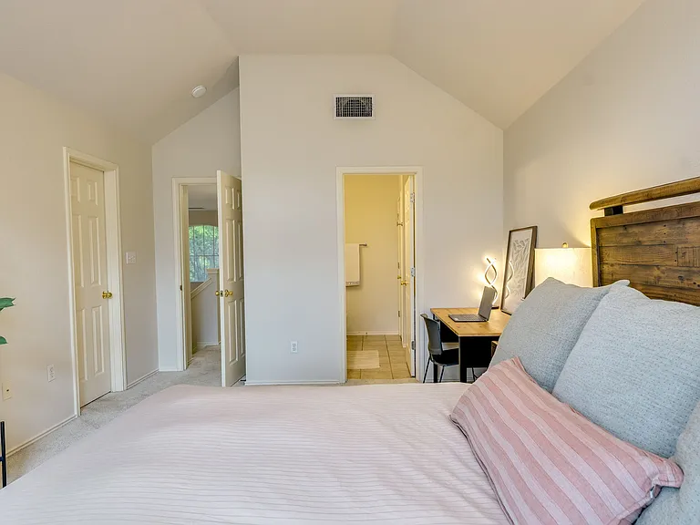 4501 Whispering Valley Dr #3 — Photo 6