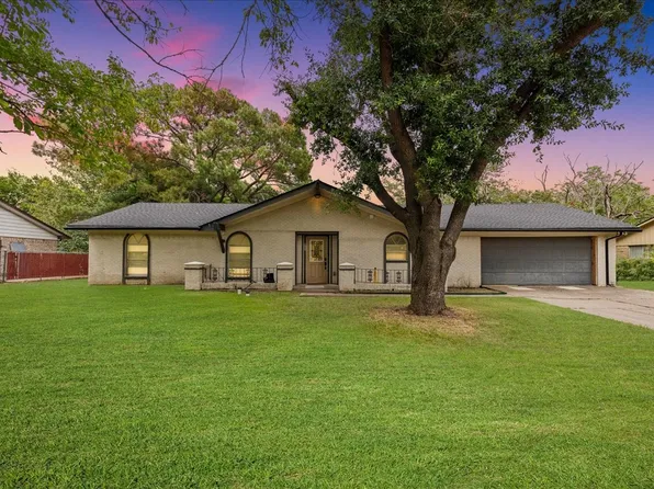 1325 Main St, Kaufman, TX 75142