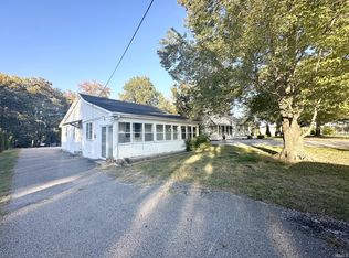 8044 Gardner Rd, Chandler, IN 47610