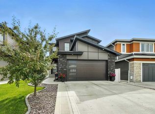 39 NE Memorial Pkwy, Red Deer County, AB T4E3B7