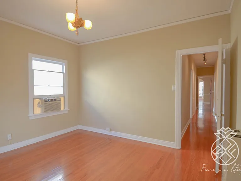 441 N Orange Grove Ave #1/2 — Photo 38