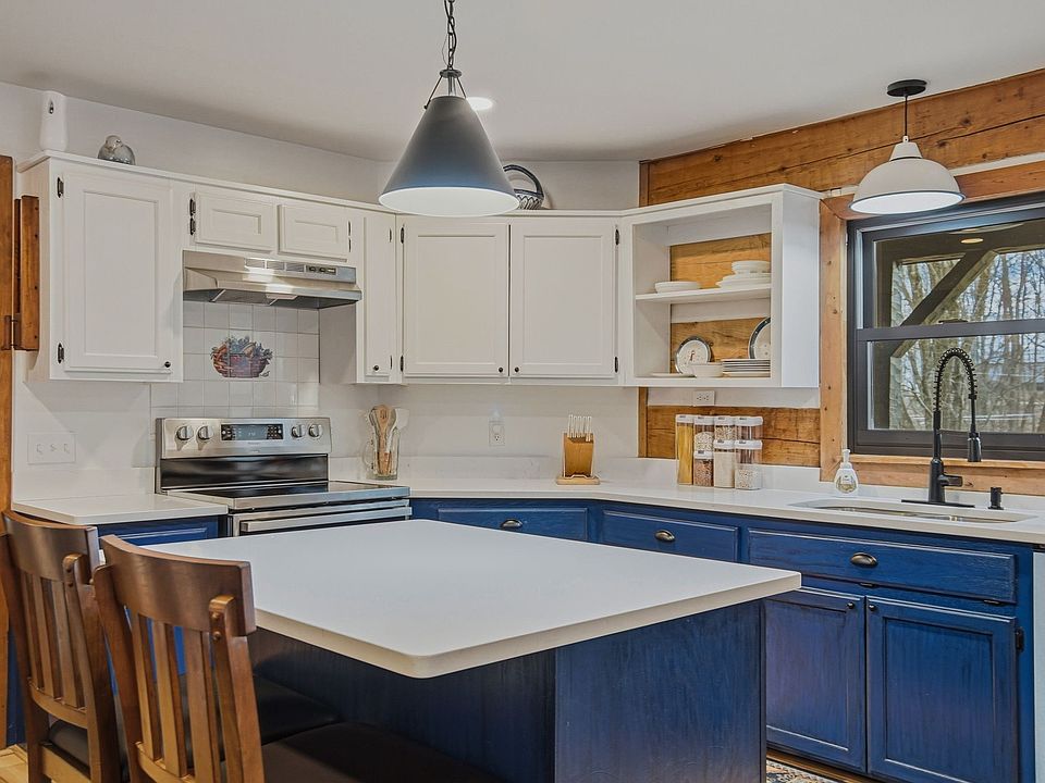 22nd image of this home