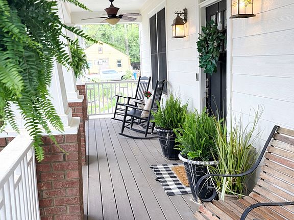 2nd image of 1186 Morley Ave SE