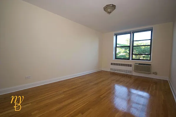 Rented by New York Dwellings LLC | media 12