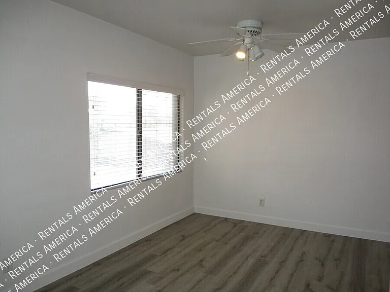 330 S Beck Ave #224 — Photo 8