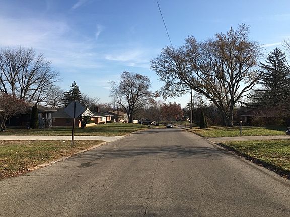 5th image of 271 Hornwood Dr