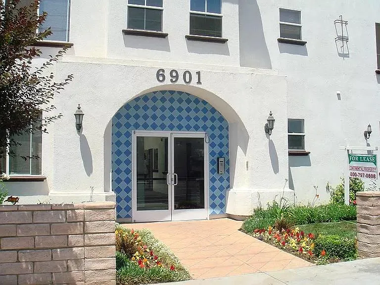 6901 Laurel Canyon Blvd #212 — Photo 19