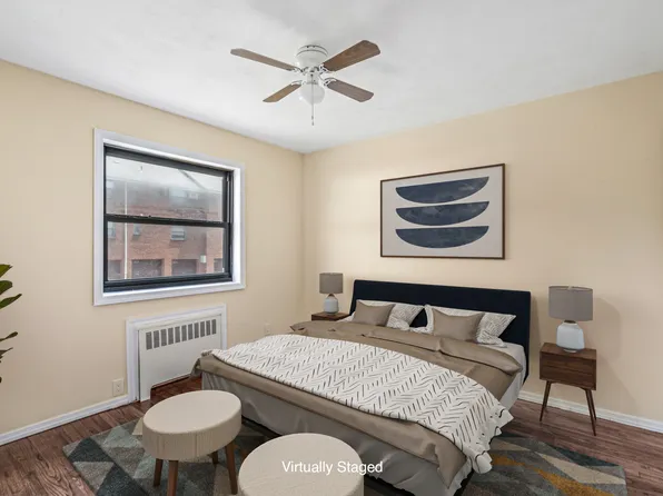 16-37 Utopia Parkway image 11 of 15