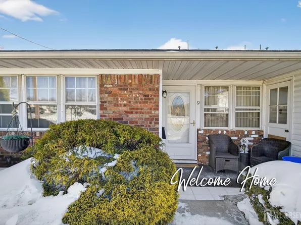 9 Valery Rd, Matawan, NJ 07747