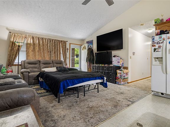 2nd image of 9577 Sims Rd