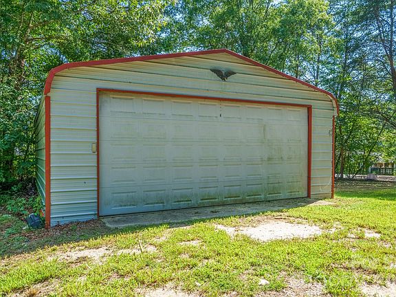 4th image of 2300 Brookwood Rd