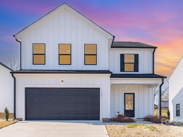 112 Silverwood Ct, Mooresville, NC 28115