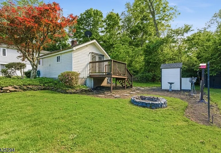 14 Brookhill Rd — Photo 3