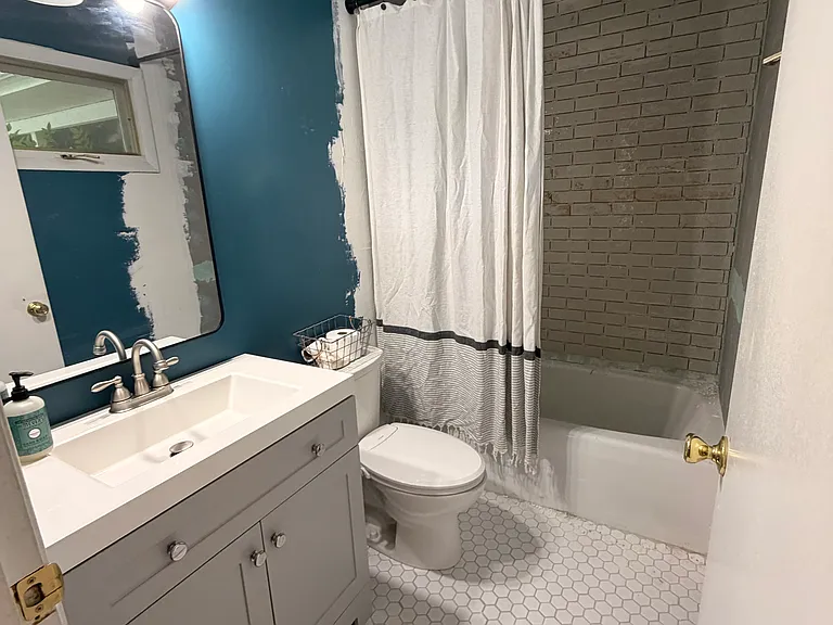 315 Foxcroft Dr — Photo 10