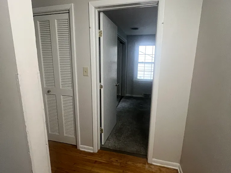 3634 Runnymede Blvd — Photo 37