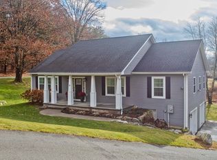 19 Valley Rd, Southampton, MA 01073