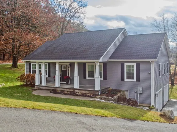 19 Valley Rd, Southampton, MA 01073