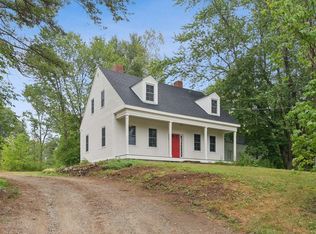 34 Troop Rd, Pittston, ME 04345