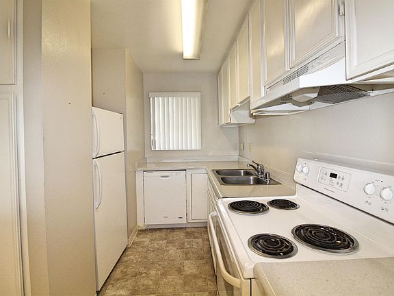2nd image of 160 C St #1-107