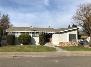 1112 Lanewood Way, Santa Rosa, CA 95404