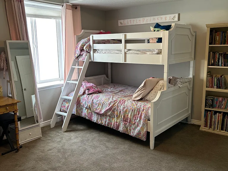 Hillshire Dr — Photo 15