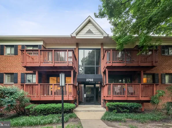 2702 Dartmouth Rd APT 3, Alexandria, VA 22314