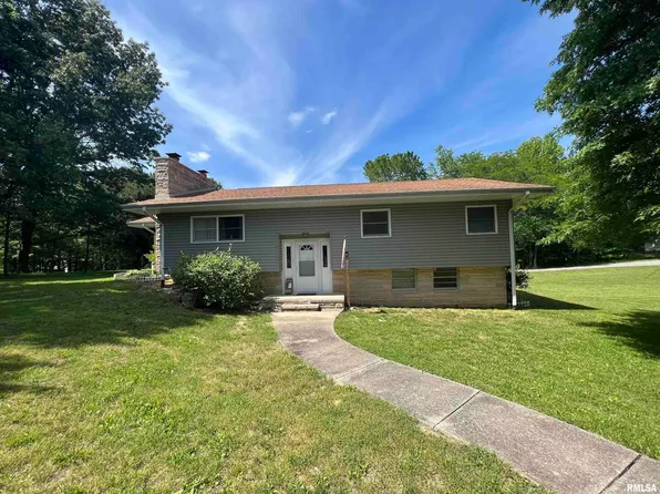 2922 Young Ave, Makanda, IL 62958