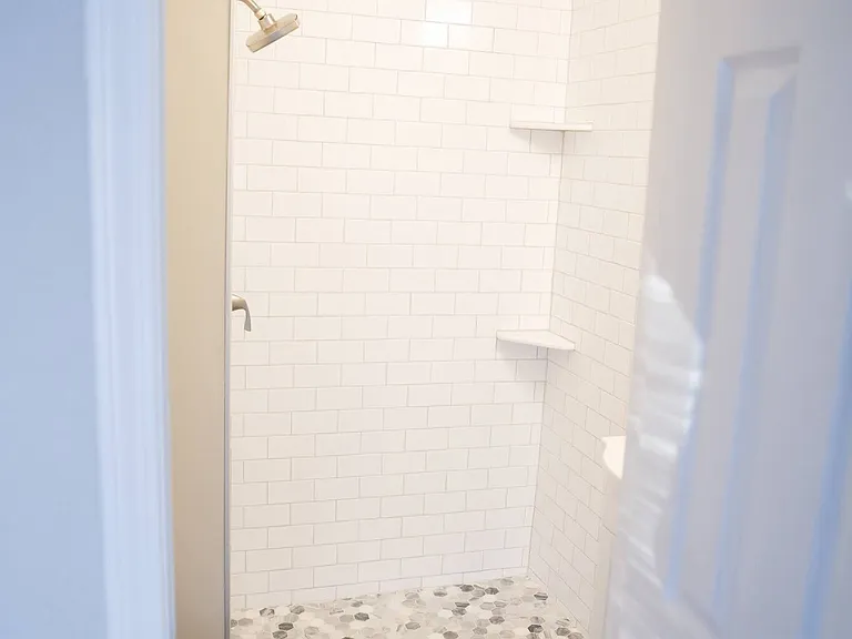 4052 Cornelius Ave — Photo 11